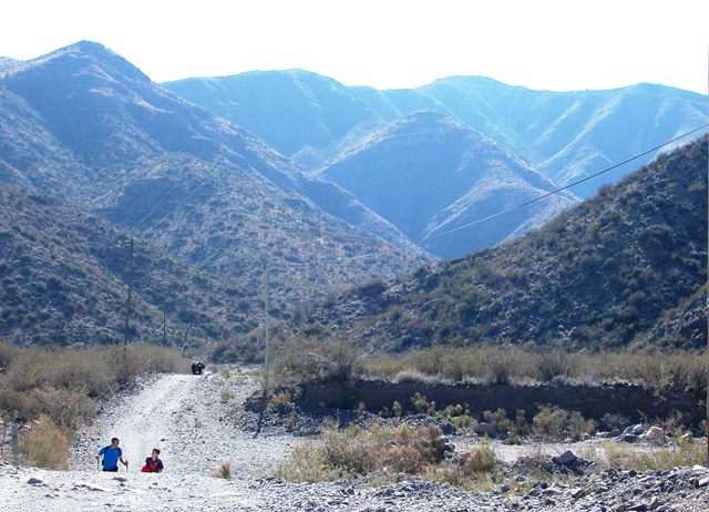 Por la mañana los invitados ascendieron el cerro Arco.